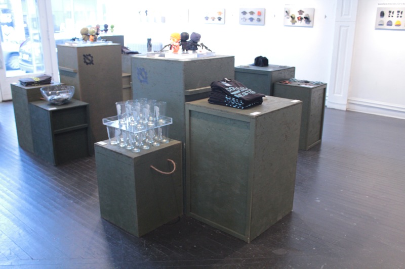 Squadt Assembly Fixtures/Banners Pedestals